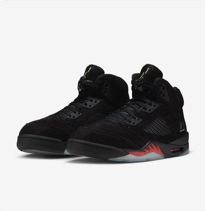 AIR JORDAN 5 RETRO               ‘’ HALLOWEEN ‘’