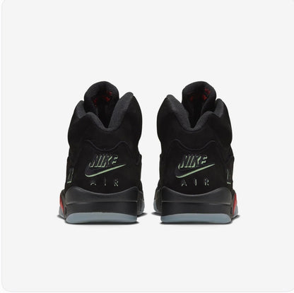 AIR JORDAN 5 RETRO               ‘’ HALLOWEEN ‘’