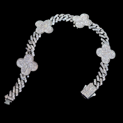 Moissanite Clove Bracelet